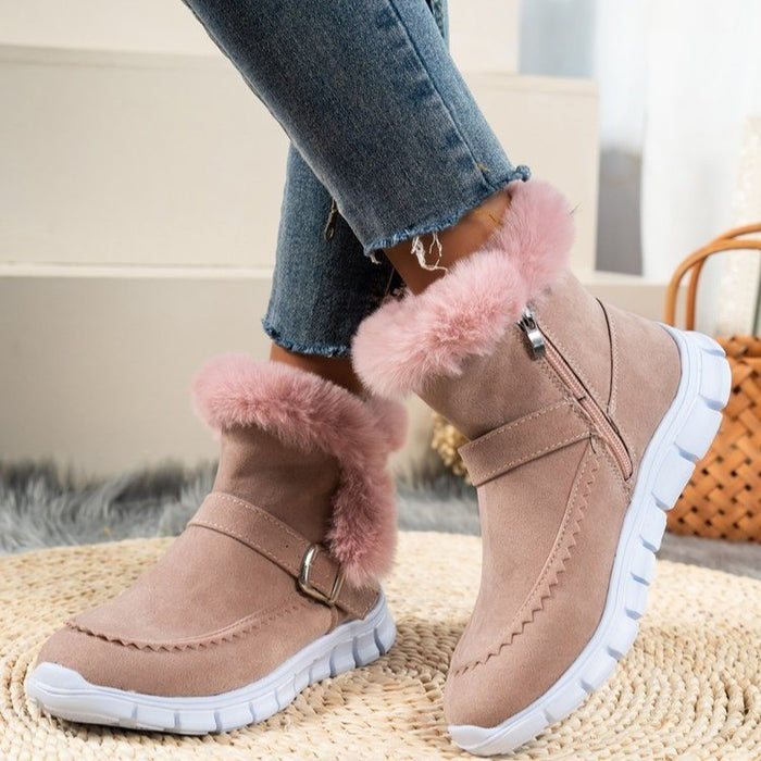 Poppy | Faux suede snow boots with fluffy cuff and buckle