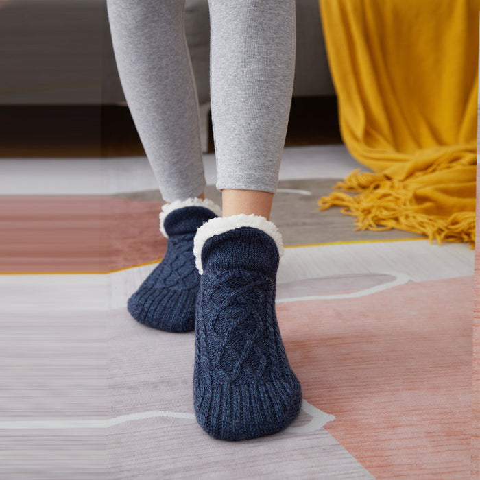 Lottie | Cable knit slipper socks with sherpa lining and grippers