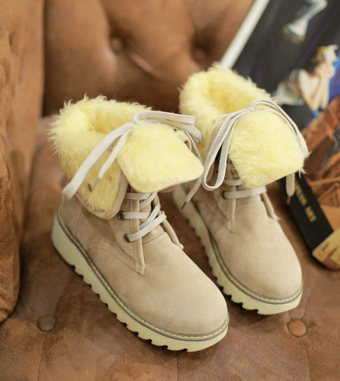 Women's lace-up snow boots with faux fur fold-over cuff