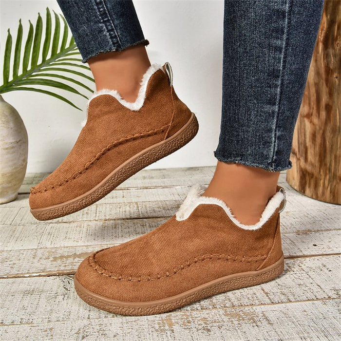 Women's V-cut flat ankle boots with warm plush lining