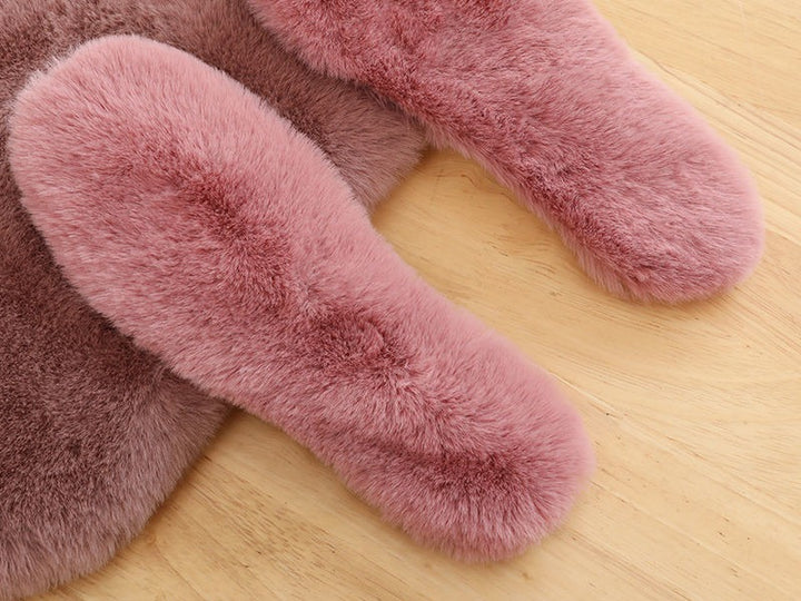 Pair of plush faux fur warm insoles