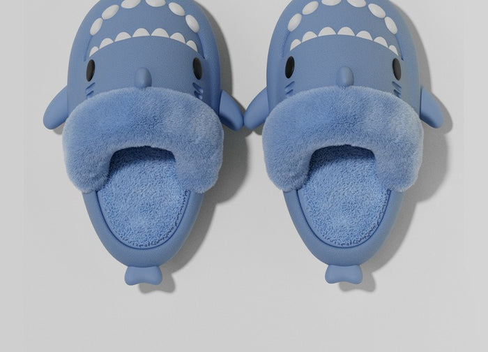 Phoebe | Shark slippers with detachable plush lining