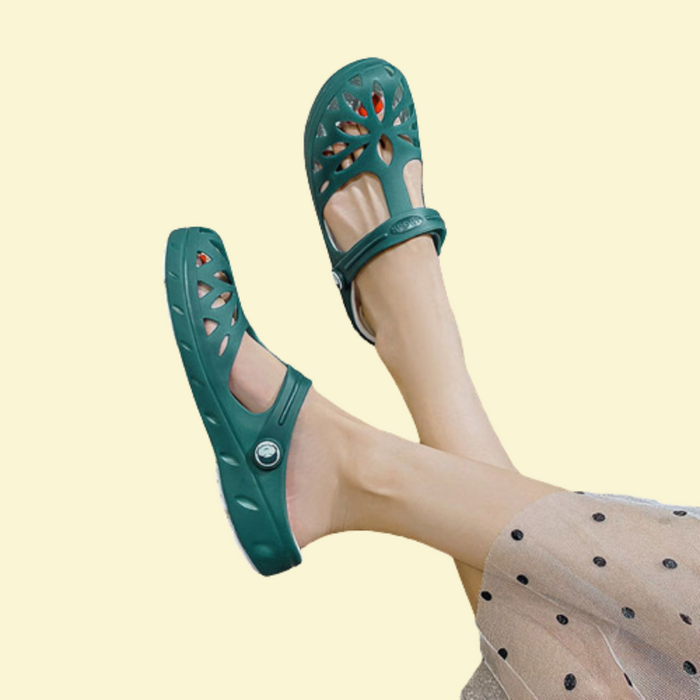 Women's Closed-Toe Slingback Clogs with Cutout Design