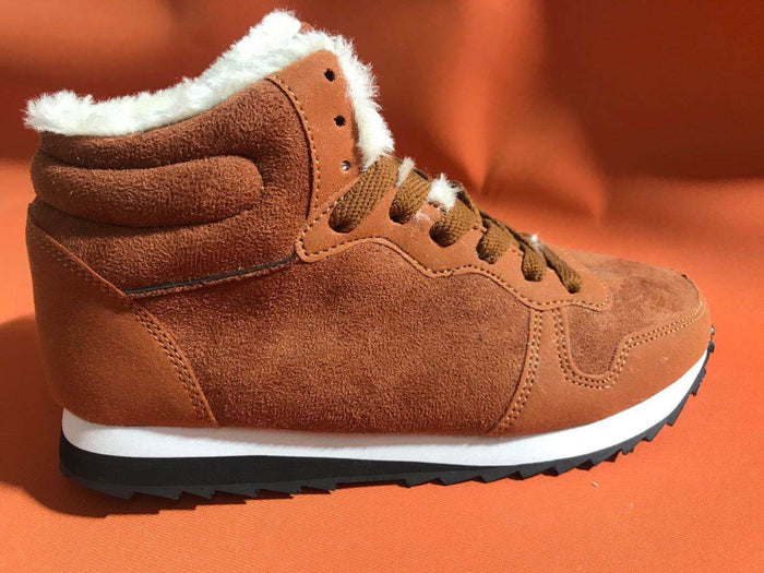 Fleece-Lined High-Top Trainers with Lace-Up Closure