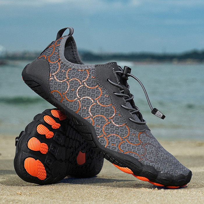 Women's Barefoot Trainers with Flexible Sole and Lace-Up