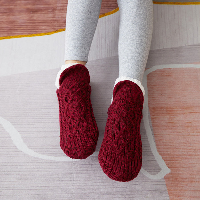 Lottie | Cable knit slipper socks with sherpa lining and grippers