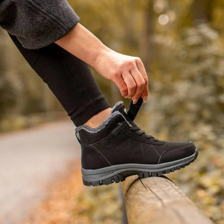 Insulated Non-Slip Winter Boots with Fleece Lining and Wide Toe Box