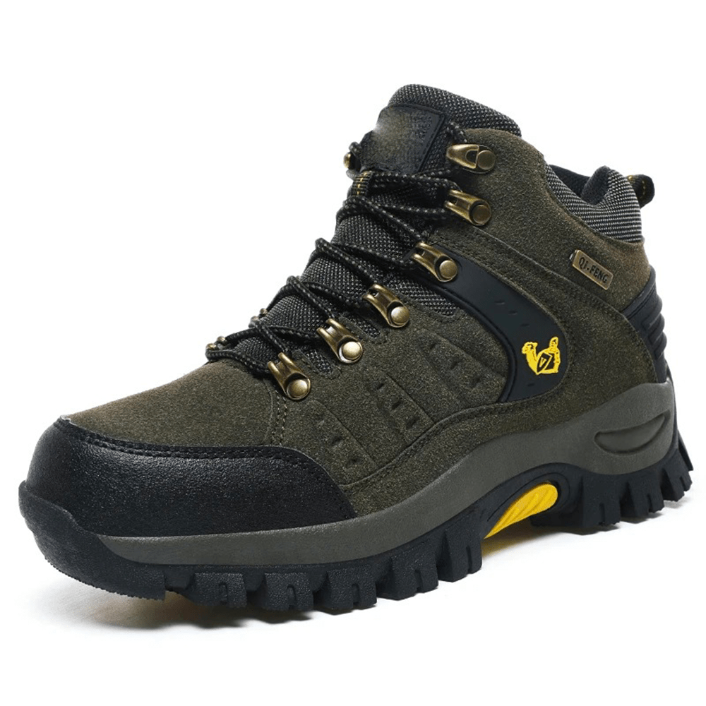 Suede Mountain Climbing Boots with Waterproof Lining and Grip Sole